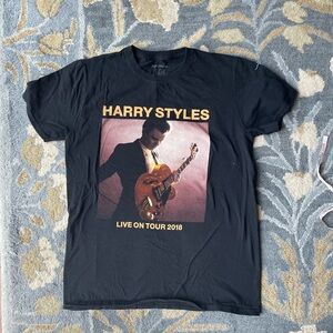 Harry Styles 2018 Tour Tee Medium